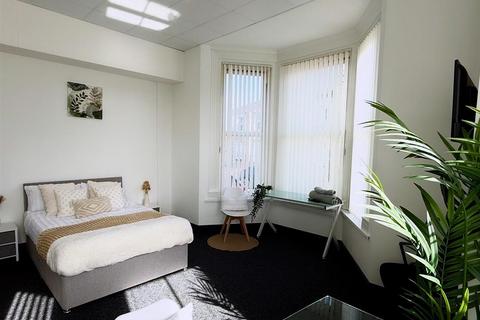 1 bedroom in a house share to rent, Ensuite Rooms - 232 Spring Bank, Hull