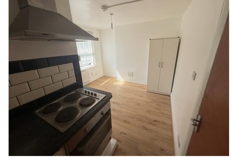 undefined, LONDON ROAD, THORNTON HEATH, SURREY