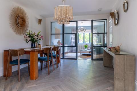 4 bedroom semi-detached house for sale, Newnham Close, Loughton, Essex, IG10