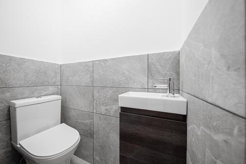 34 Kitchener Avenue, Gravesend, DA12 5HZ