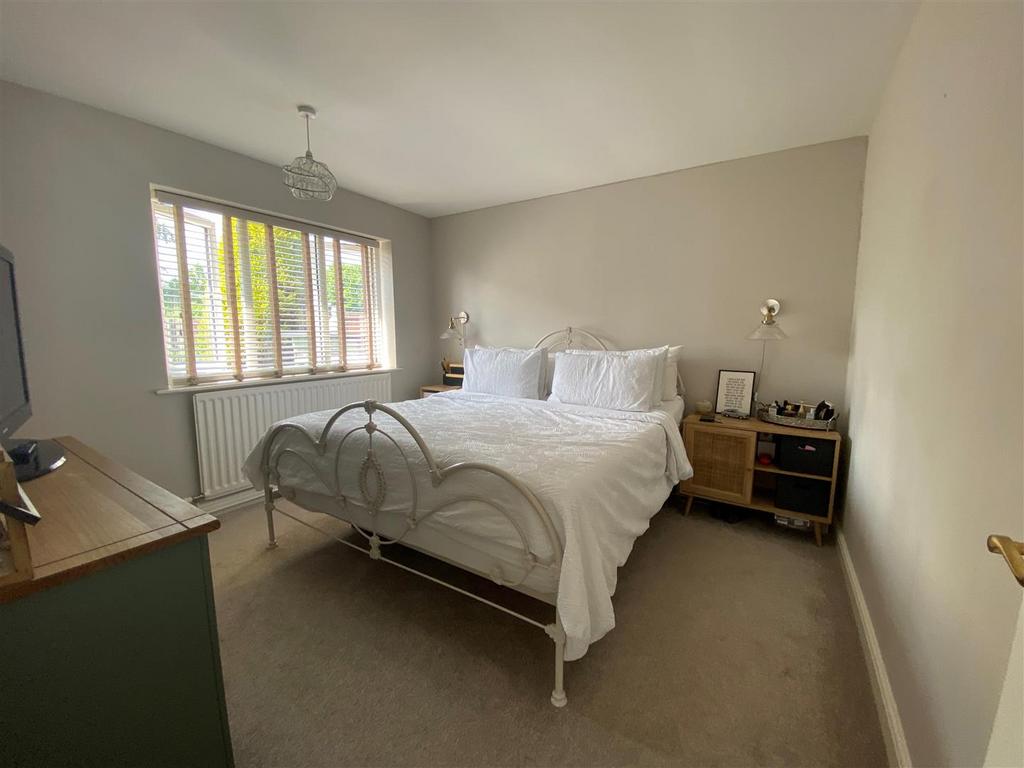 Bedroom 1.1.jpg
