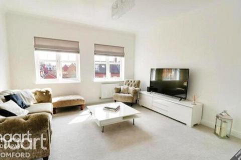 2 bedroom apartment for sale, Scholars Court, Gidea Park, RM2 5UF