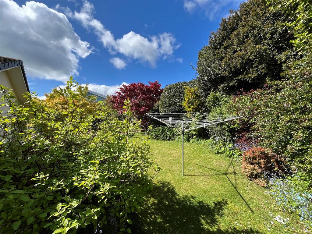 Garden 1.jpg