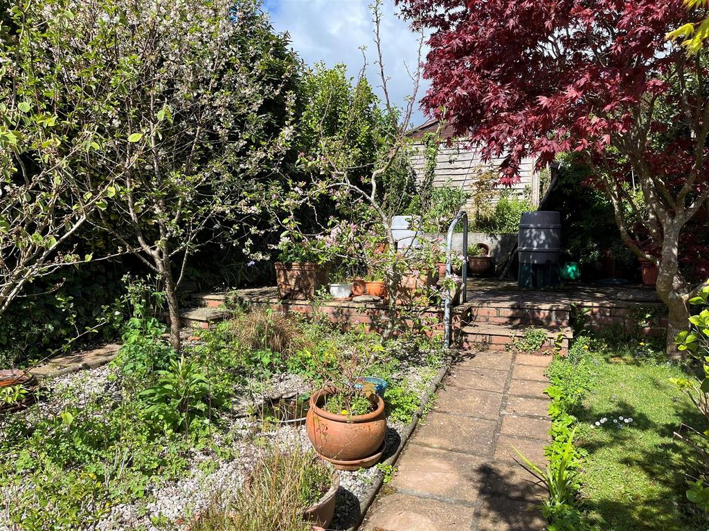 Garden 3.jpg