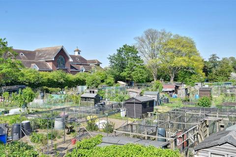 3 bedroom terraced house for sale, Six Fields Path, Tenterden