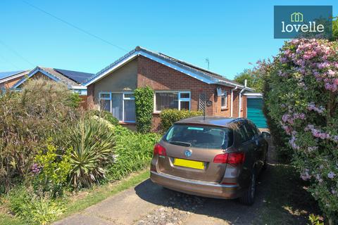 2 bedroom detached bungalow for sale, Lyndon Way, Louth LN11