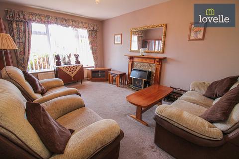 2 bedroom detached bungalow for sale, Lyndon Way, Louth LN11