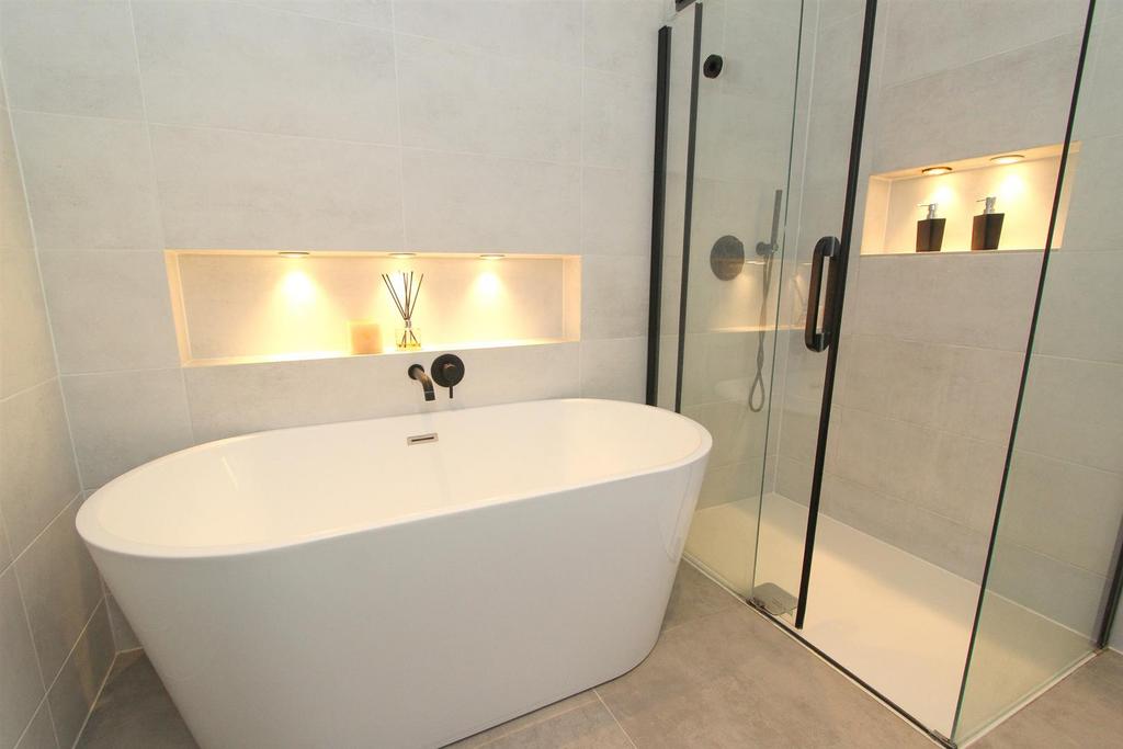 Bath b.jpg
