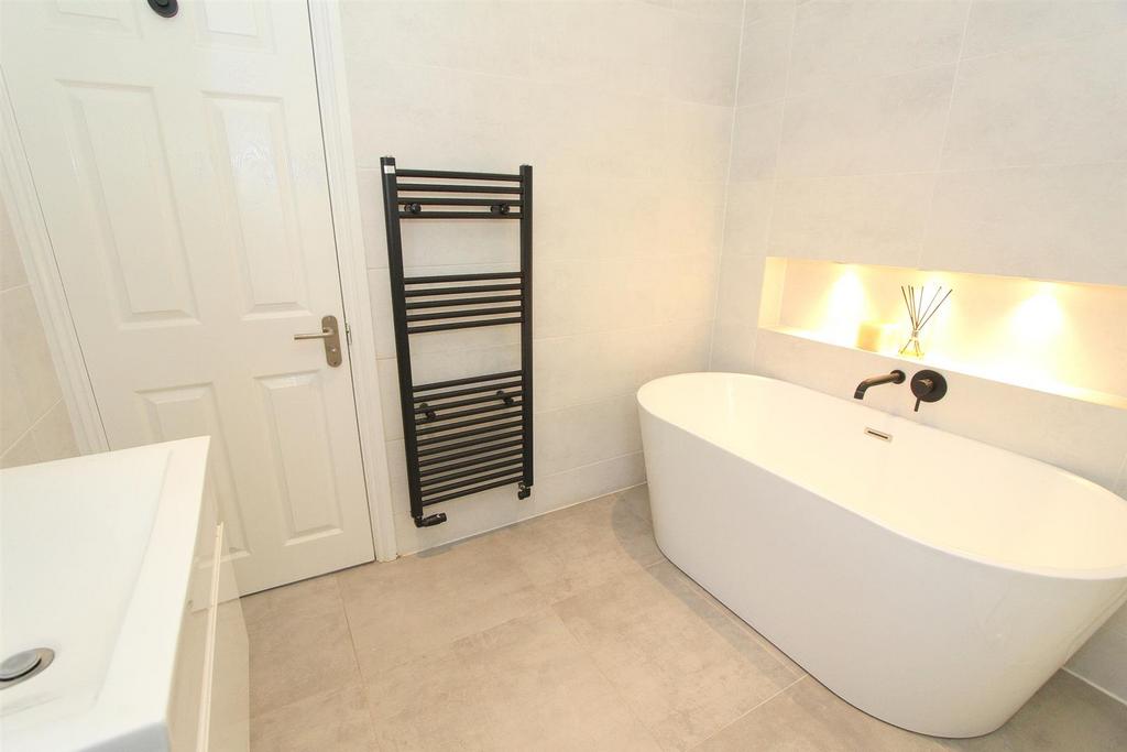 Bath c.jpg