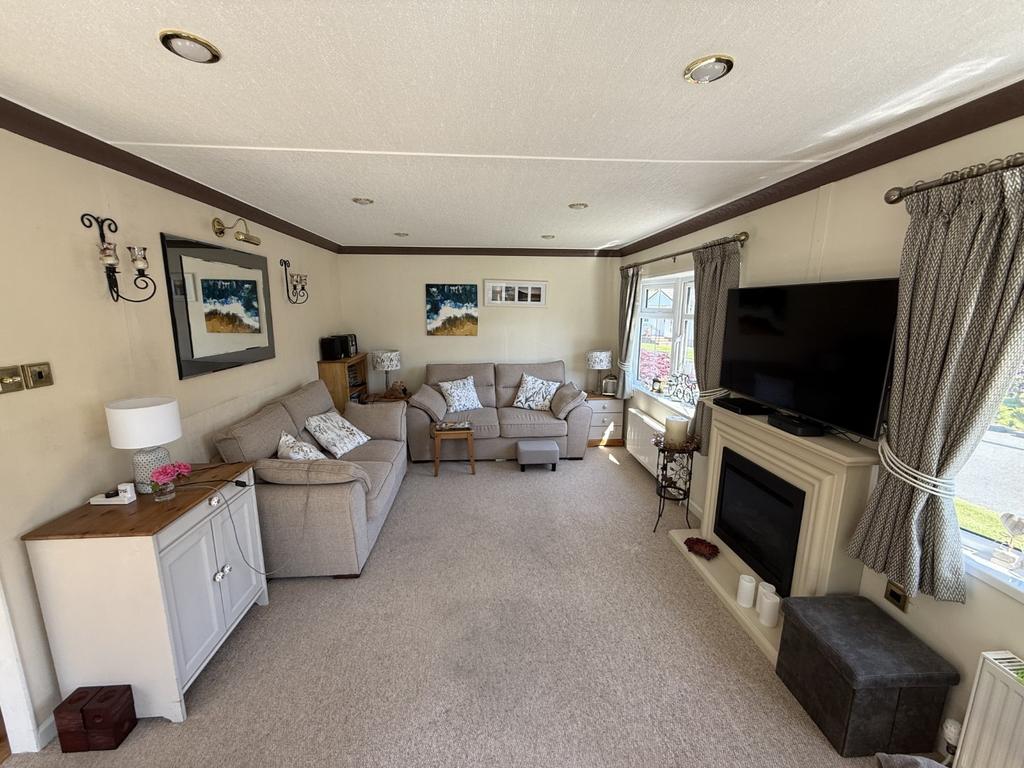 Front Sitting Room / Lounge