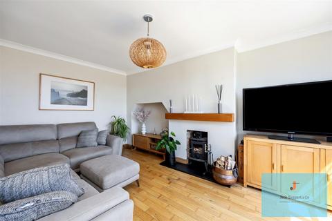 3 bedroom semi-detached house for sale, Windsor Close, Hove