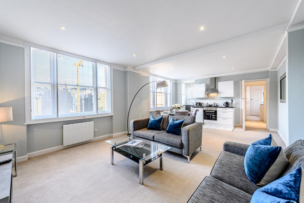 W1 J 5 NA - 5th floor - 1 bedroom - 602sq ft - 1 ba