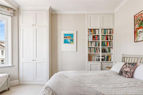 39 Winfrith Road, London, SW18 3BE