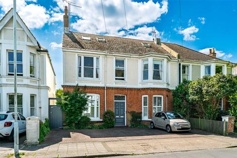 3 bedroom maisonette for sale, Richmond Road, Worthing, West Sussex, BN11