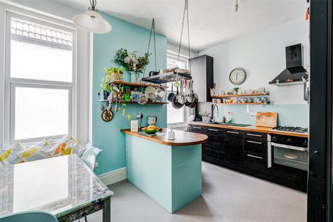 3 bedroom maisonette for sale, Richmond Road, Worthing, West Sussex, BN11