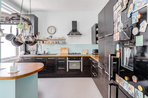 3 bedroom maisonette for sale, Richmond Road, Worthing, West Sussex, BN11