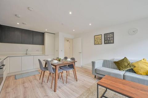 1 bedroom apartment to rent, Junction Road, London N19