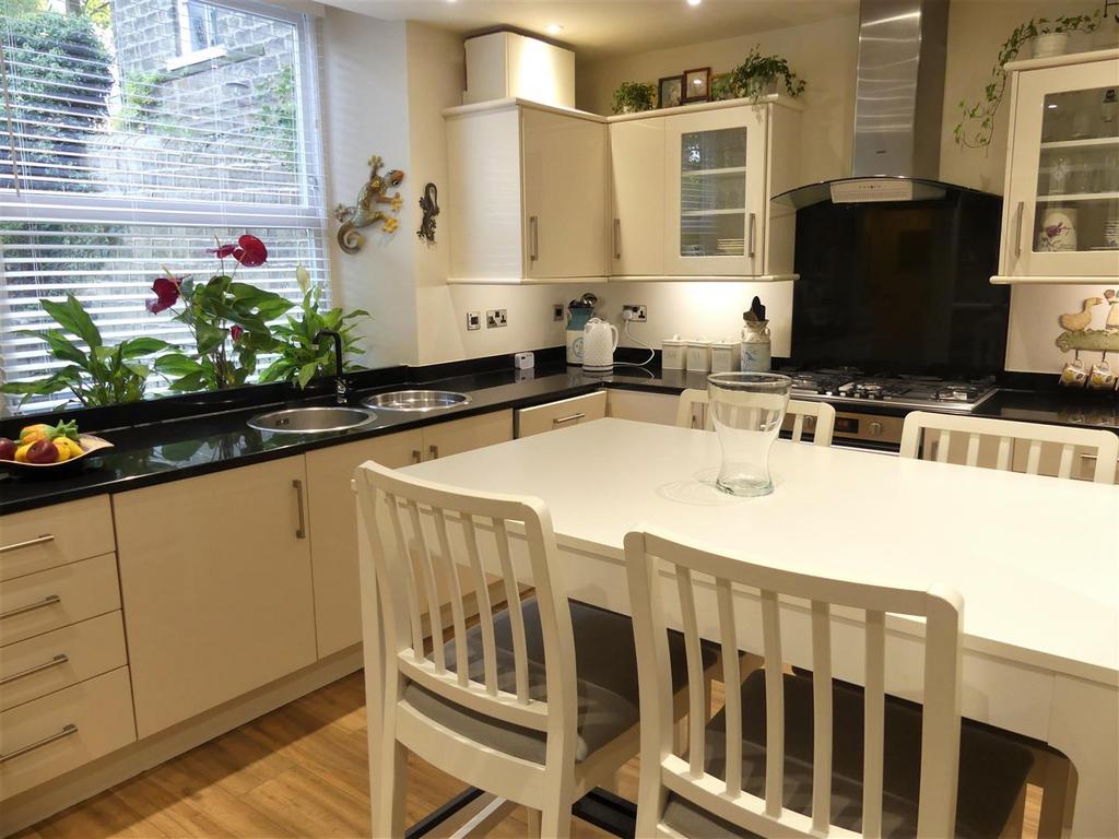 Kitchen diner