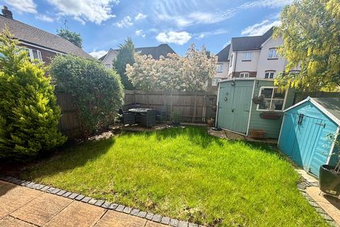 4 Fircroft Road, Englefield Green, Egham, TW20 0TY