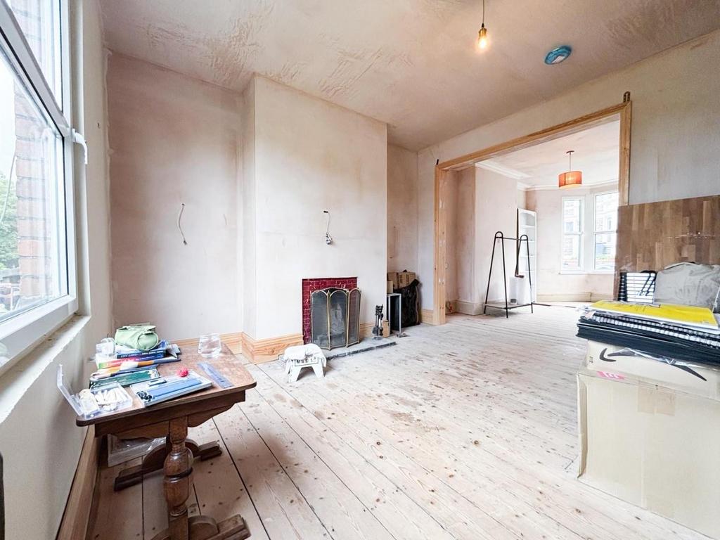 Lounge/ Sitting Room
