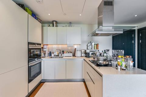 2 bedroom flat for sale, Camella House, Battersea Park, London, SW11
