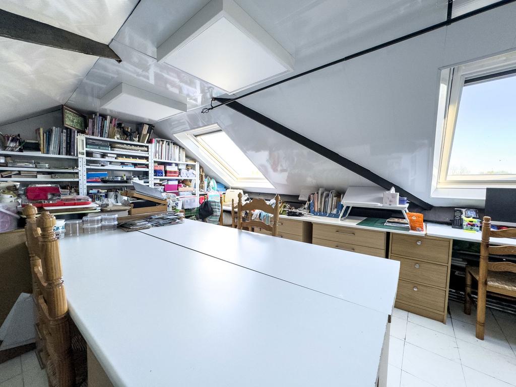 Craft/Hobby Room