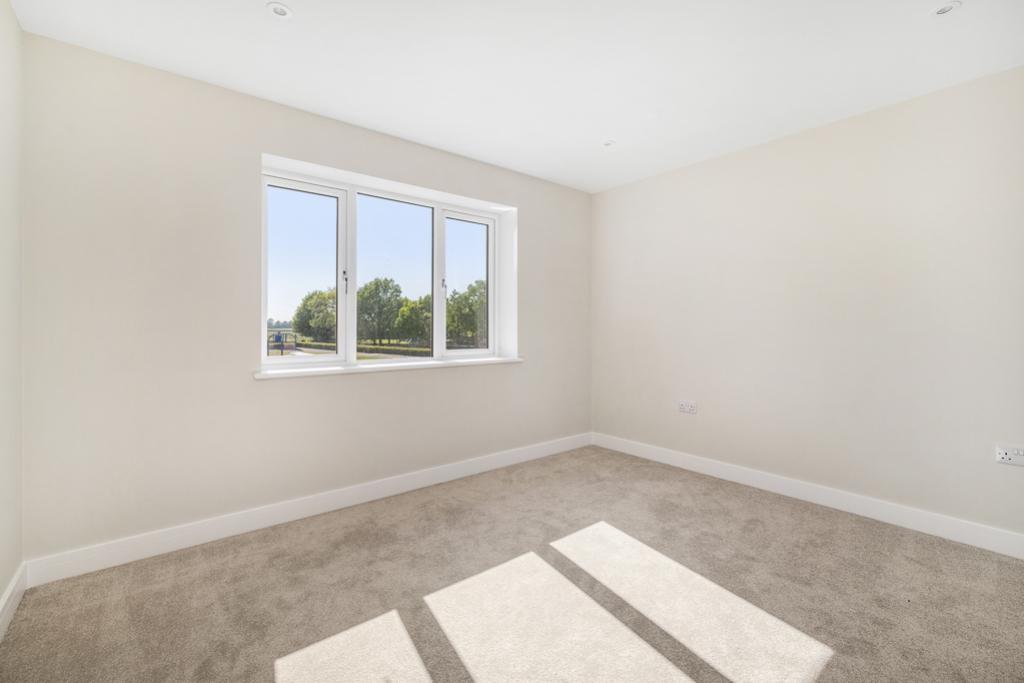 Plot 2, Girls School Lane (Butterwick)-28