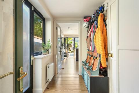 19 Brookfields, Cambridge, CB1 3NW