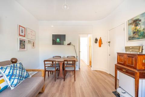 2 bedroom flat for sale, Glenthorne Road, Walthamstow, E17