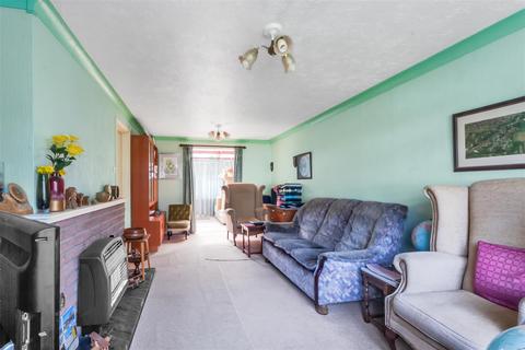 3 bedroom terraced house for sale, St. Peters Close, Evesham