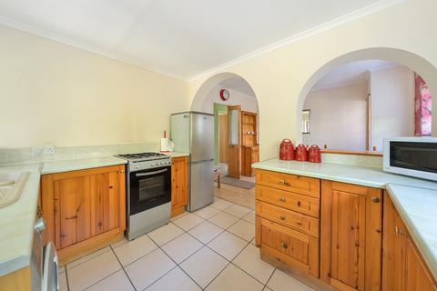 3 bedroom detached bungalow for sale, CHOBHAM