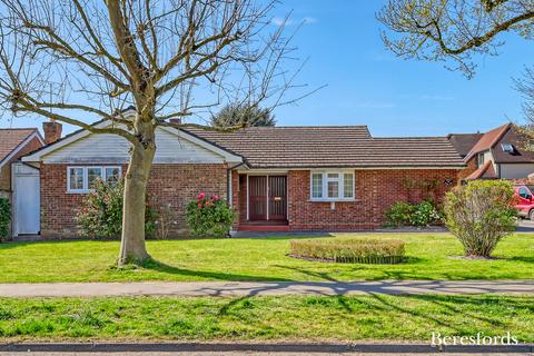 Leafy Way, Hutton, CM13
