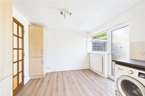 3 bedroom terraced house to rent, Donegal Close, Caversham, Reading, Berkshire, RG4