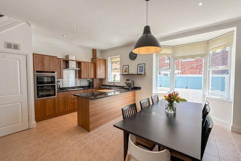 3 bedroom terraced house for sale, Coleridge Avenue, Gateshead, NE9