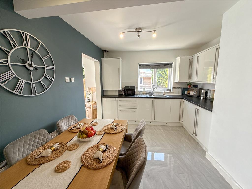 Dining Kitchen