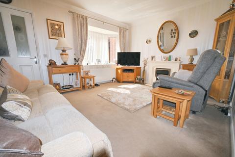 2 bedroom retirement property for sale, Hanover Court, Wolverhampton WV6