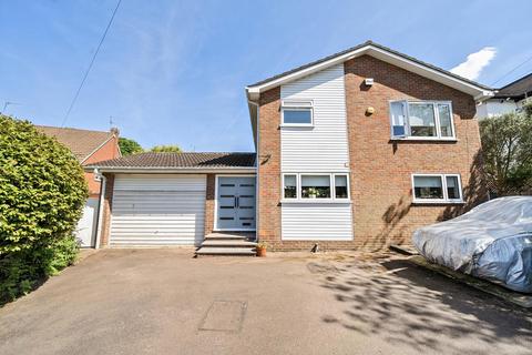 72a Oakleigh Park North, London, N20 9AS