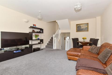 2 bedroom end of terrace house for sale, Baden Drive, London E4