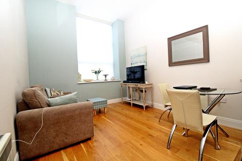 1 bedroom flat to rent, Kings Court, 6 High Street, Newport NP20