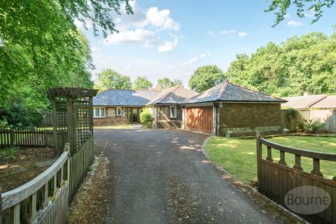 undefined, The Avenue, Rowledge, Farnham, Surrey, GU10