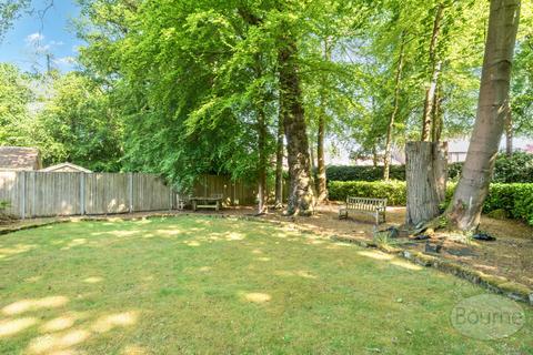 undefined, The Avenue, Rowledge, Farnham, Surrey, GU10