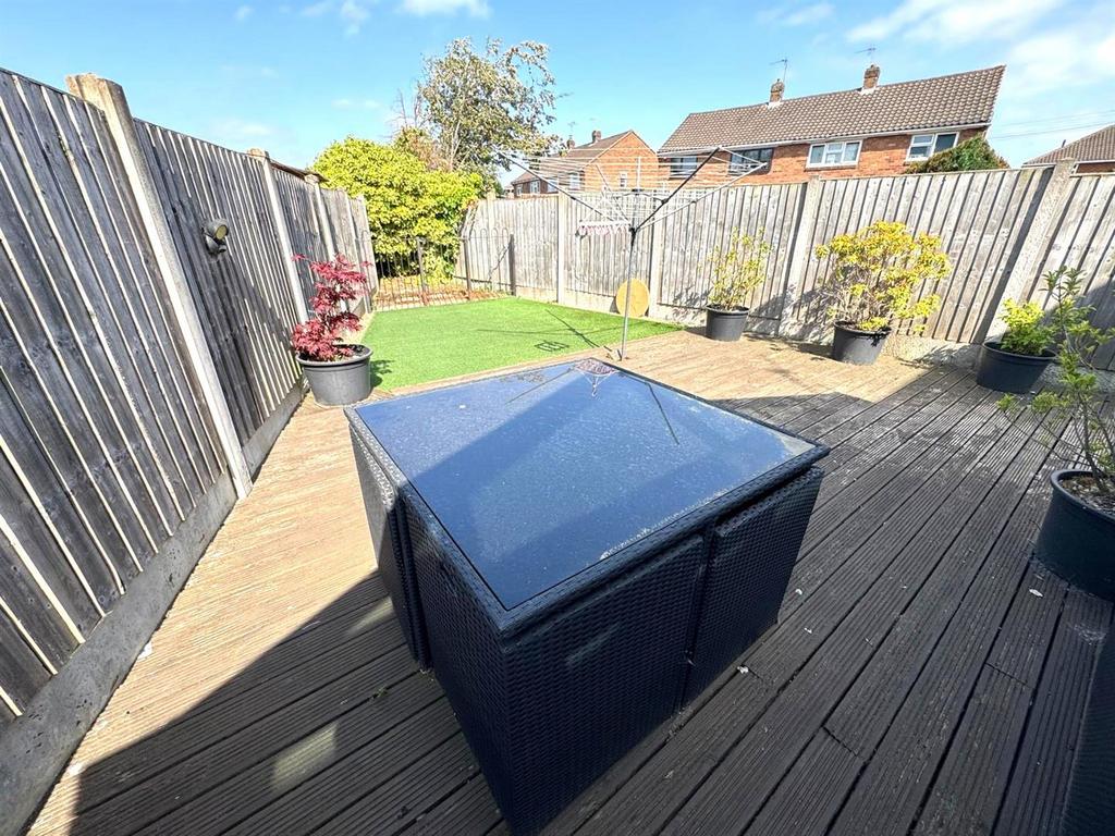 Rear Garden Pic 2