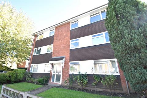 2 bedroom flat to rent, Hillbrow, Surbiton Hill Park, Surbiton