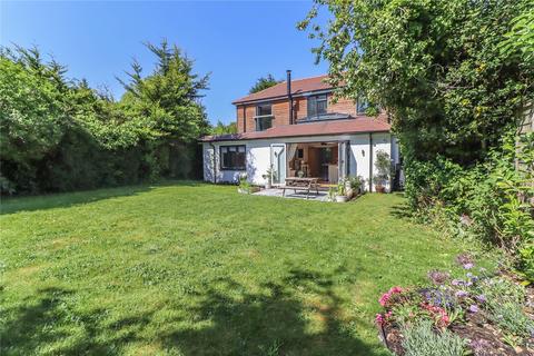 11 Barlows Lane, Andover, SP10 2HA