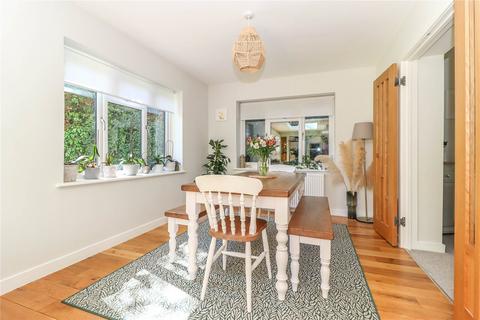 11 Barlows Lane, Andover, SP10 2HA