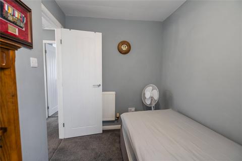 25 Buckingham Grove, Scartho Top, Grimsby, DN33 3RR
