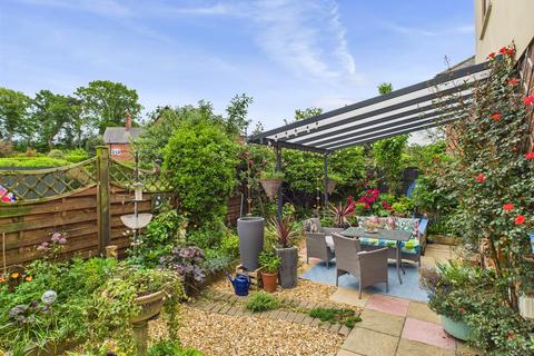11 Caerhowel Meadows, Caerhowel, Montgomery, SY15 6JF