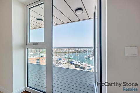 1 bedroom apartment for sale, Viewpoint, Harbour Road, Gosport, Hampshire, PO12 1GX