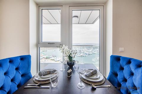 1 bedroom apartment for sale, Viewpoint, Harbour Road, Gosport, Hampshire, PO12 1GX
