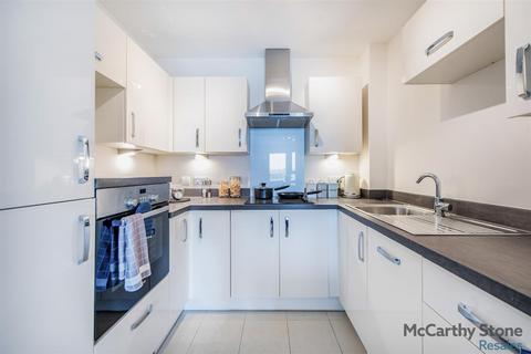1 bedroom apartment for sale, Viewpoint, Harbour Road, Gosport, Hampshire, PO12 1GX